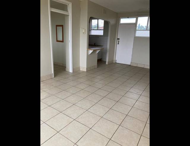 2 BEDROOM APARTMENT FOR SALE IN UMBILO